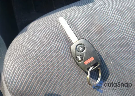 2010 Honda Fit Sport z USA, uszkodzony, nr VIN JHMGE8H45AC017106